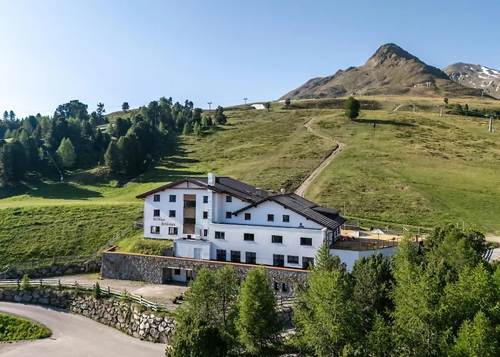 Schihaus Schoeneben Reschen